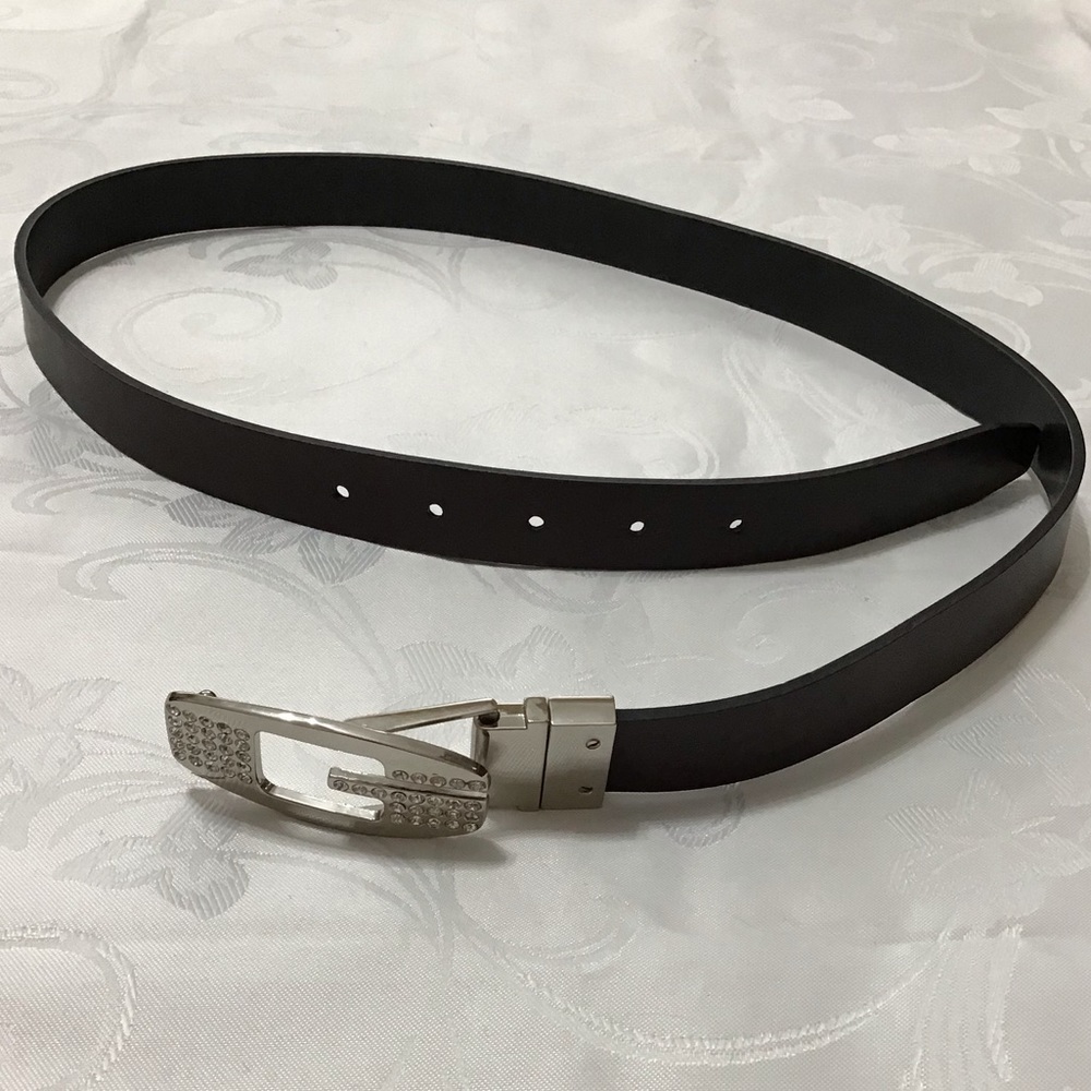 Guess belt